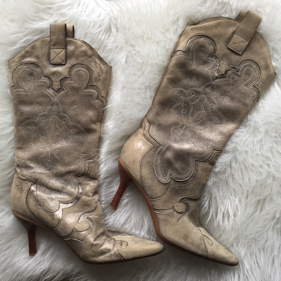 Kenneth Cole Shoes - Kenneth Cole Boho Suede Kitten Heal Boots Sz 6